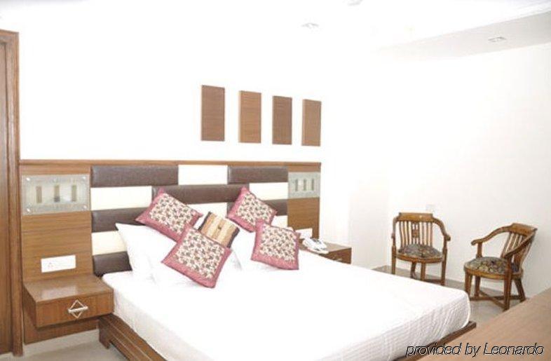 Hotel Sarthak Palace Near Karol Bagh Metro Station New Delhi Exteriér fotografie