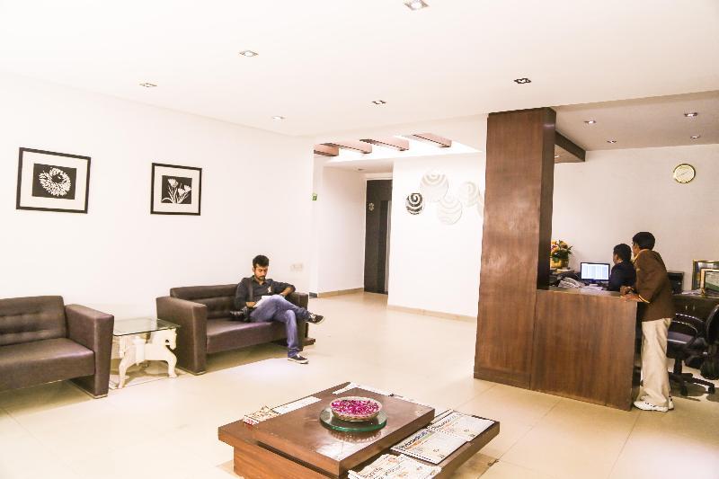 Hotel Sarthak Palace Near Karol Bagh Metro Station New Delhi Exteriér fotografie